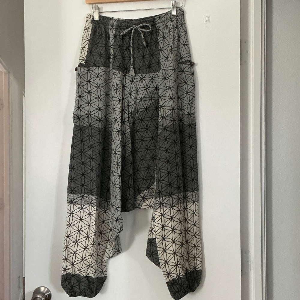 Black and Gray Geometric Harem Pants